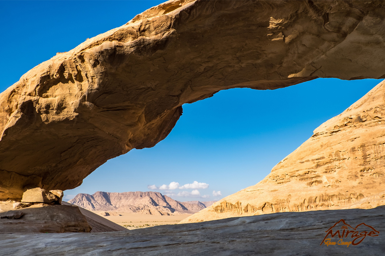 Burdah Rock Bridge in Wadi Rum